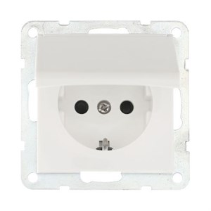 Розетка с крышкой с з/к и защитными шторками LK60 LK STUDIO 863404 863404